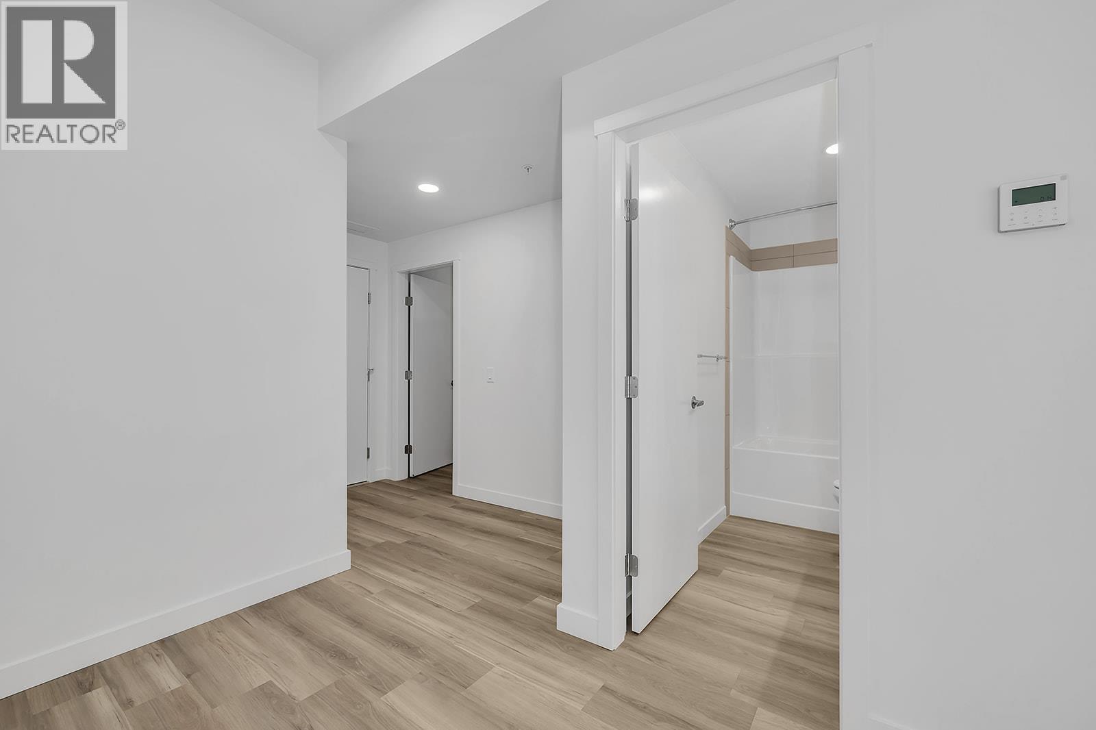 318 1057 Frost Road, Kelowna