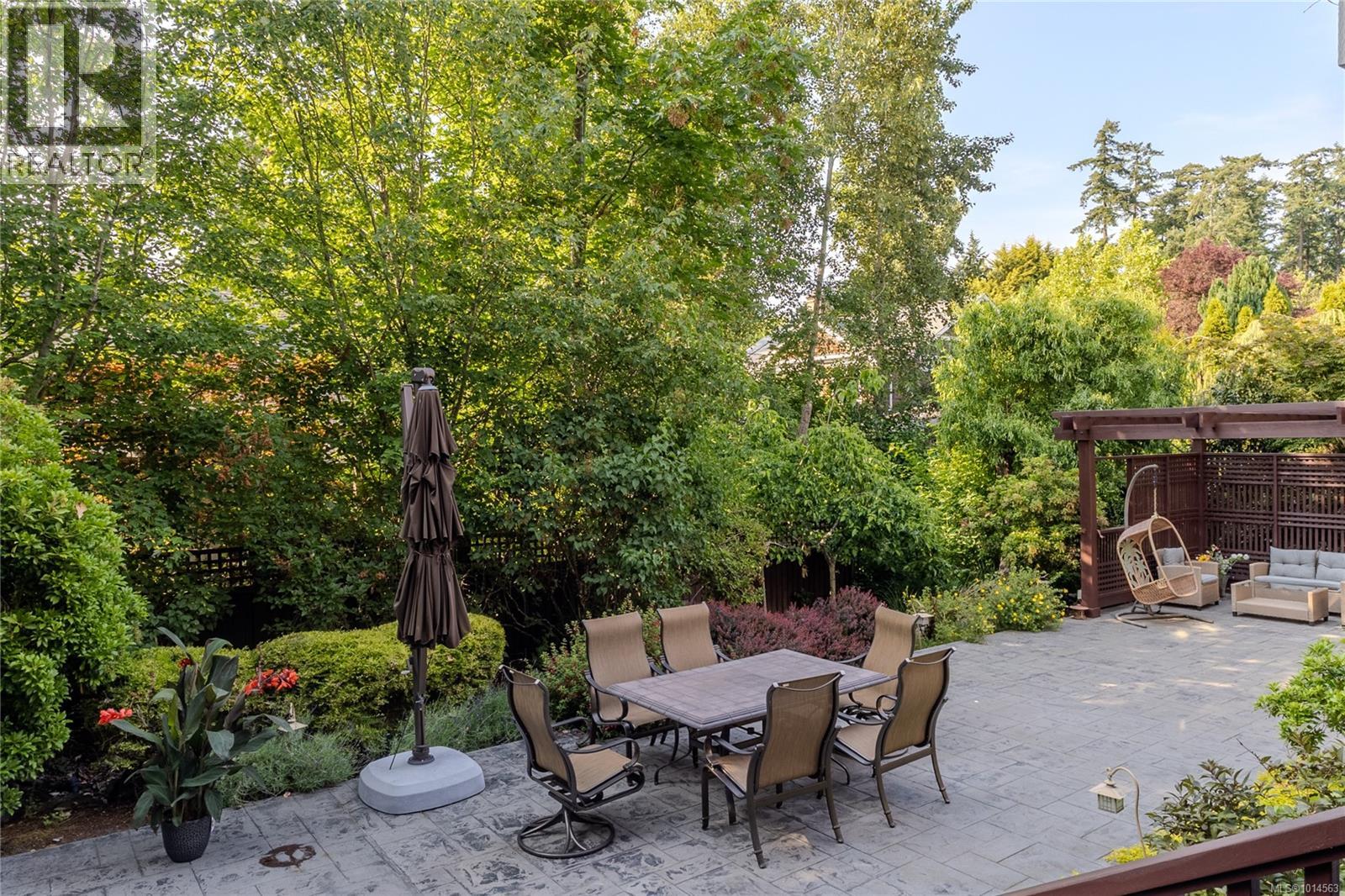  3948 Telegraph Bay Road, Saanich