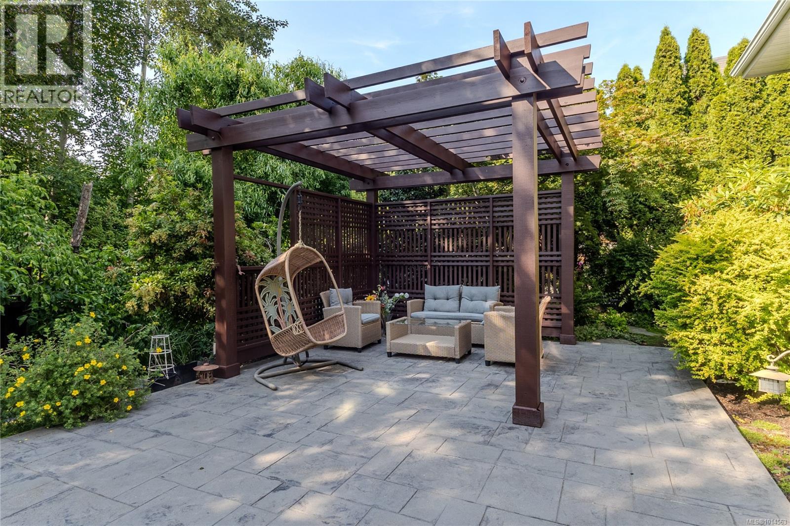  3948 Telegraph Bay Road, Saanich