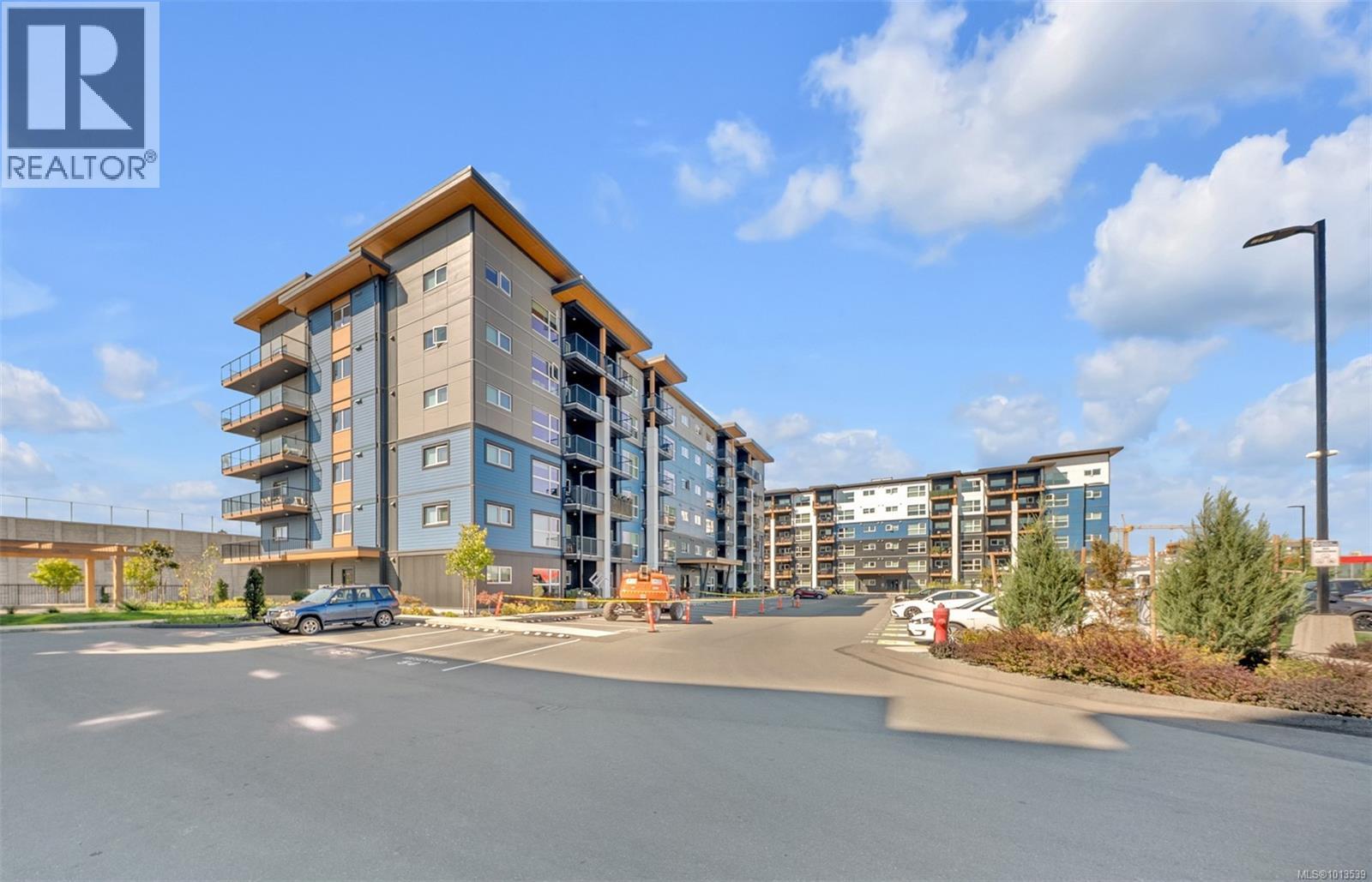 203 2465 Gateway Rd, Langford