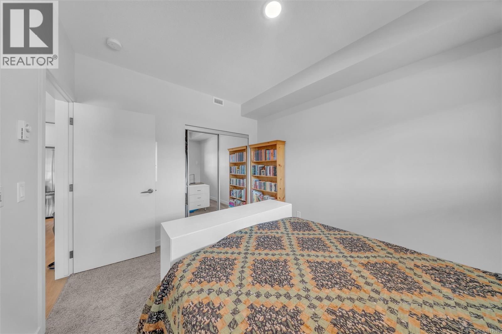 203 2465 Gateway Rd, Langford