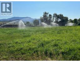  205 GREASEWOOD Avenue, Oliver