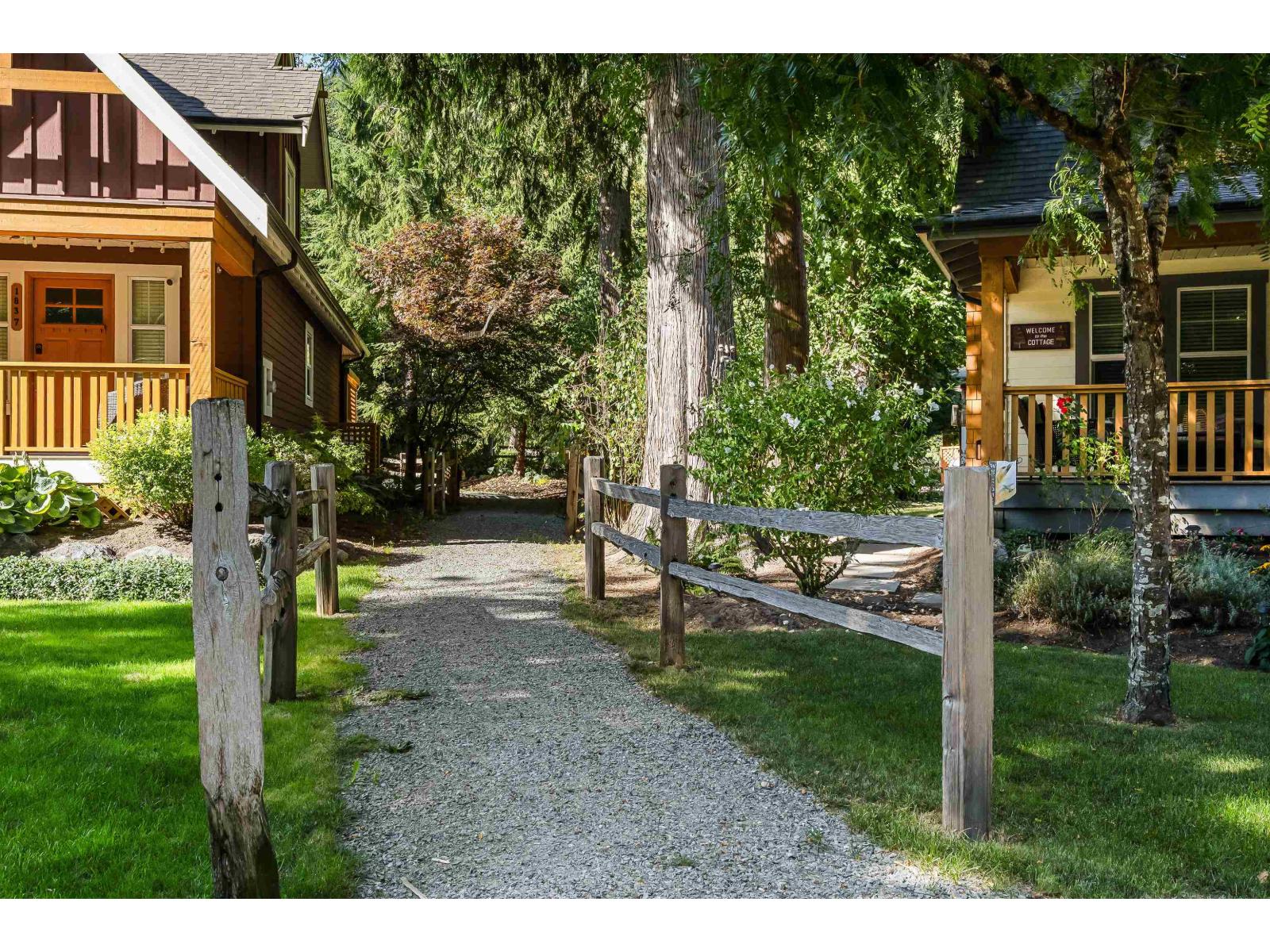 1845 MOSSY GREEN WAY, Cultus Lake South, Cultus Lake