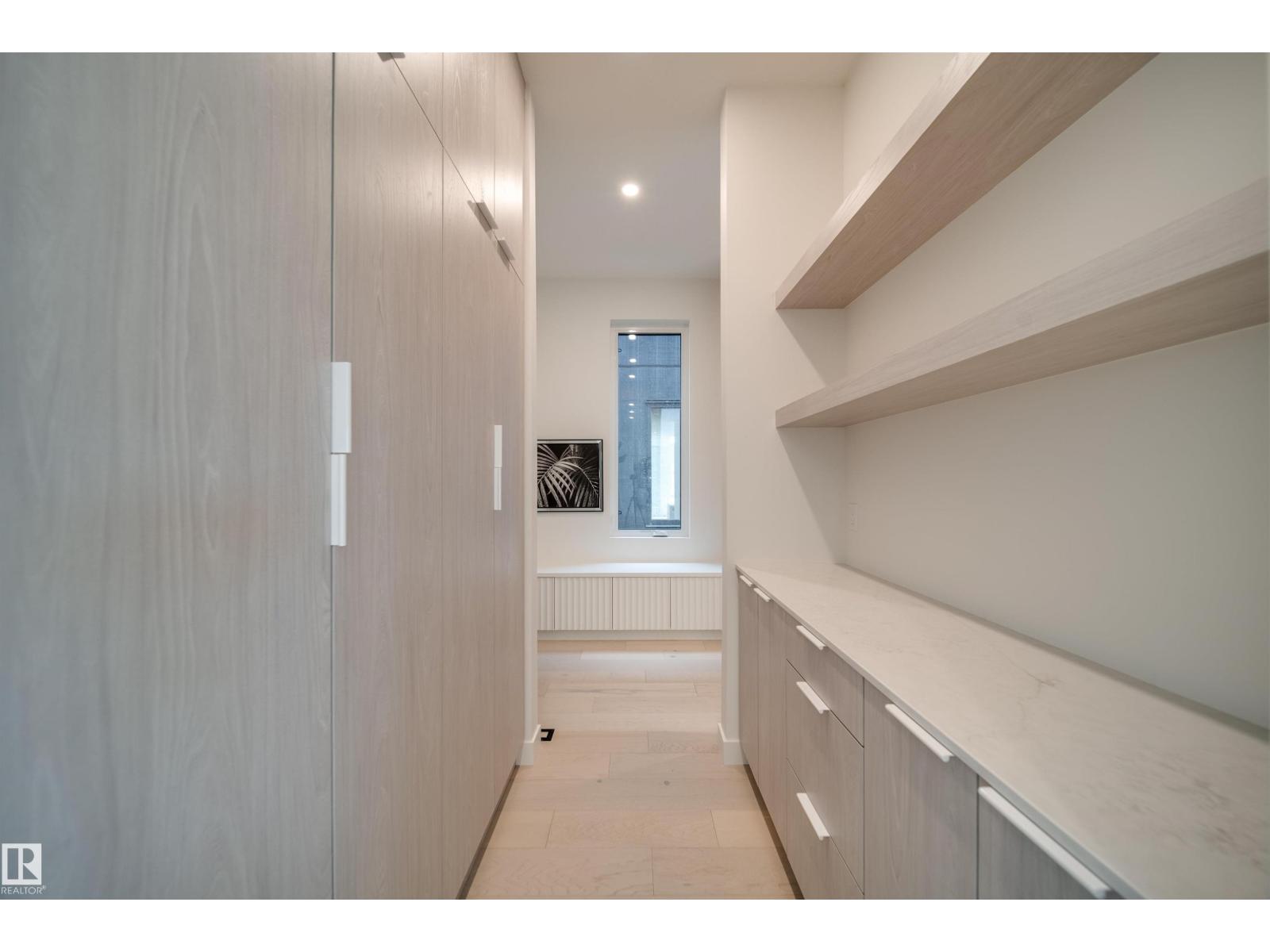 6090 Crawford Dr SW, Edmonton