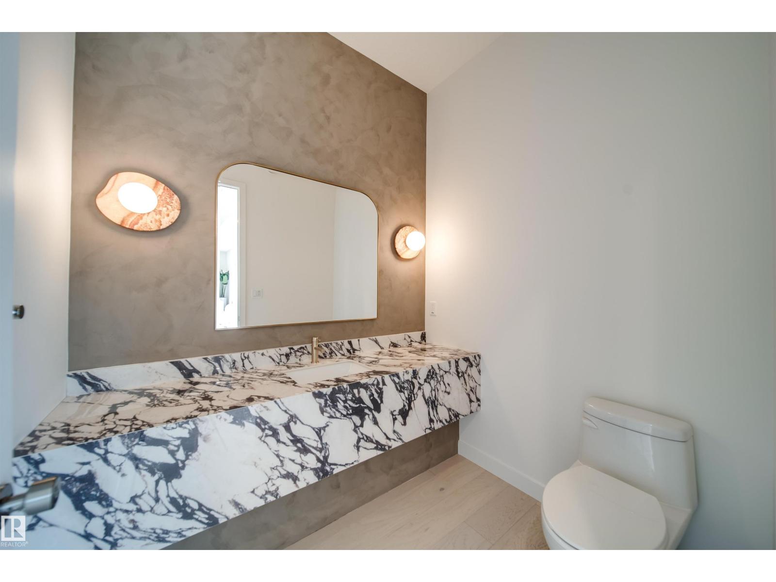 6090 Crawford Dr SW, Edmonton