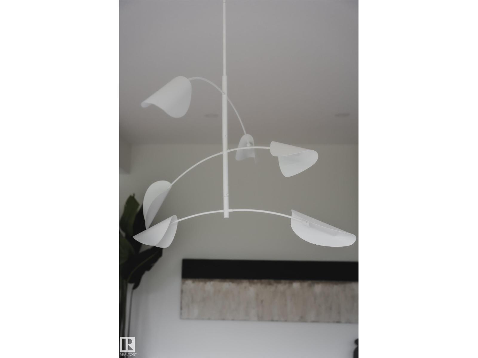 6090 Crawford Dr SW, Edmonton