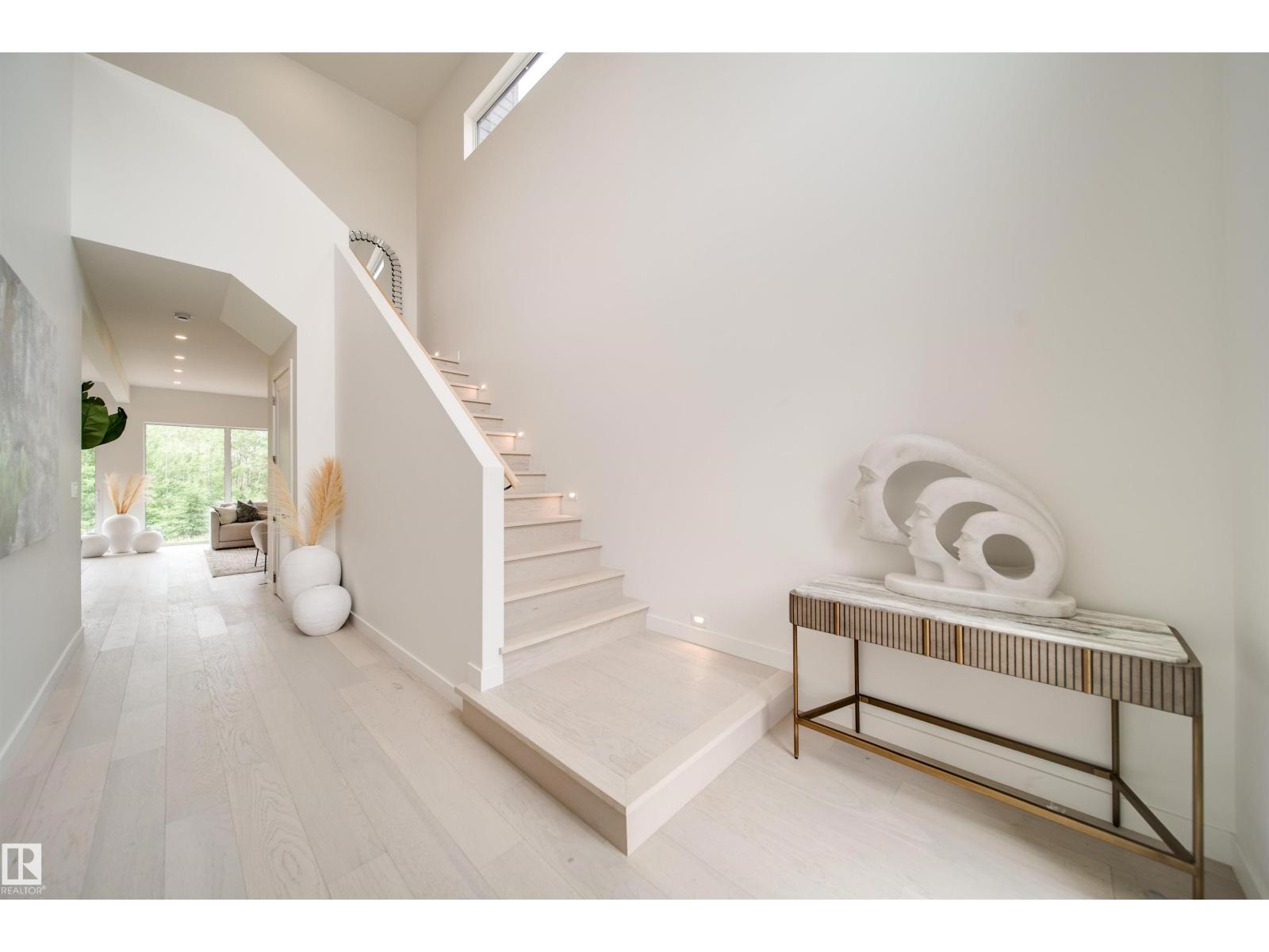 6090 Crawford Dr SW, Edmonton