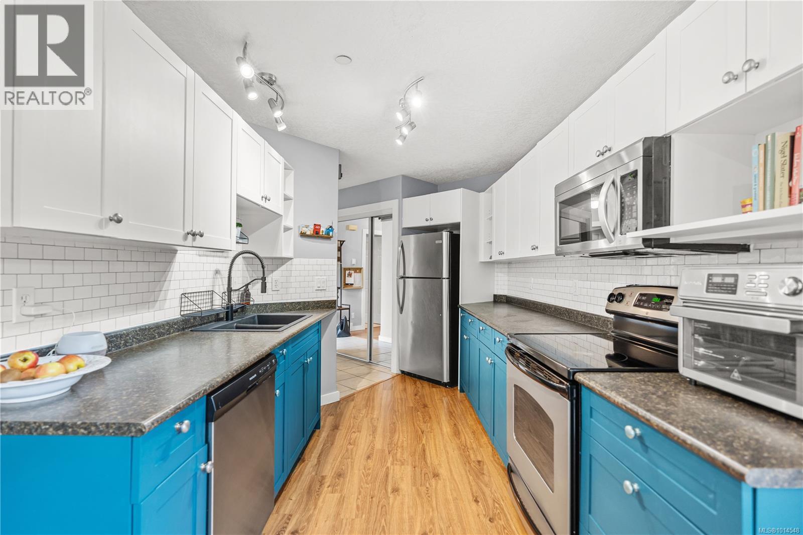 201 908 Brock Avenue, Langford