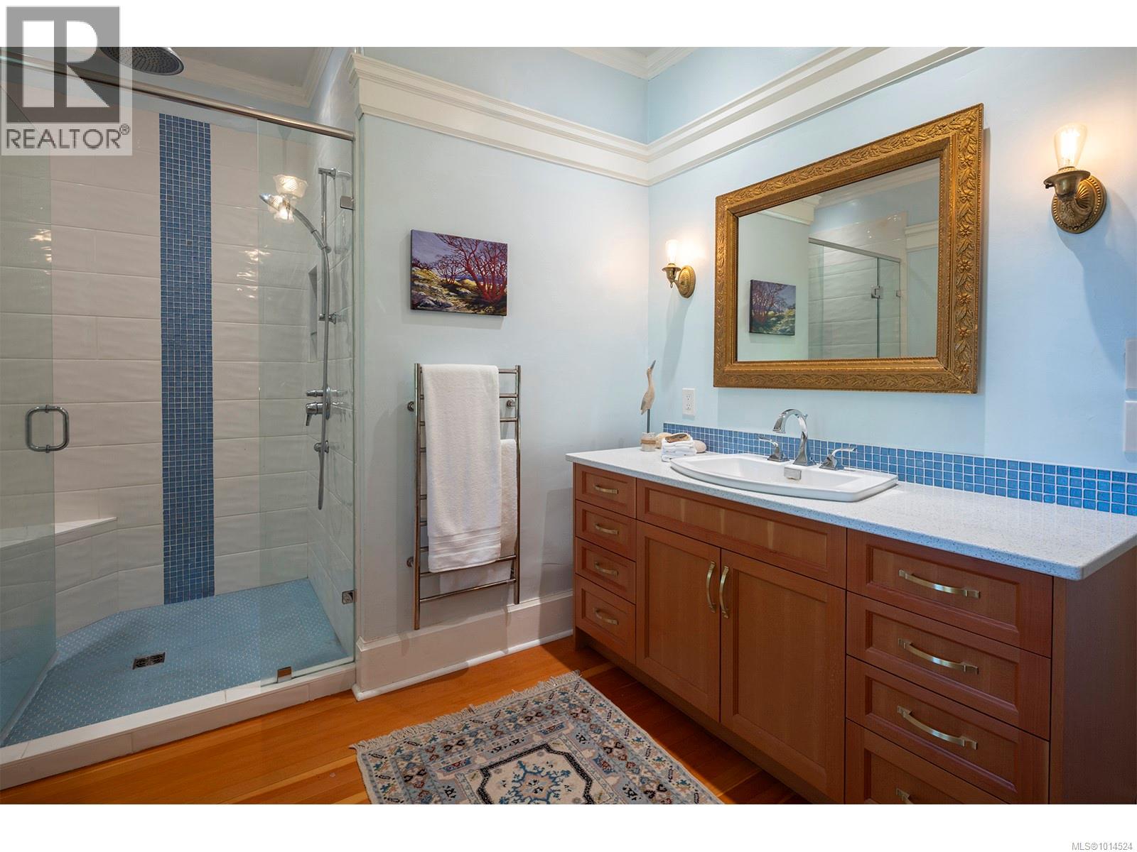  934 A Foul Bay Road, Oak Bay