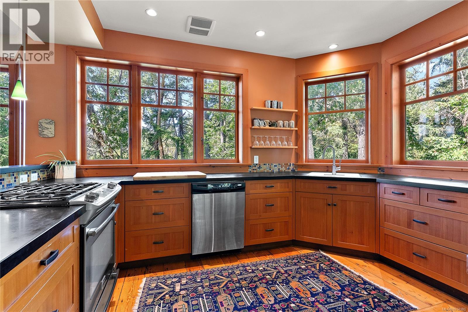 800 Bardsey Lane, Central Saanich
