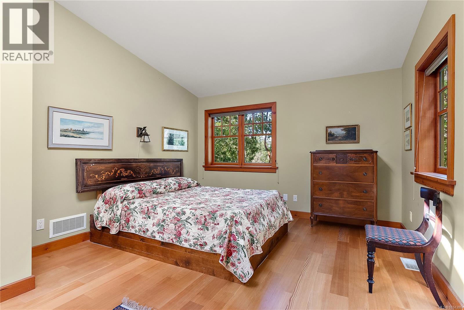 800 Bardsey Lane, Central Saanich