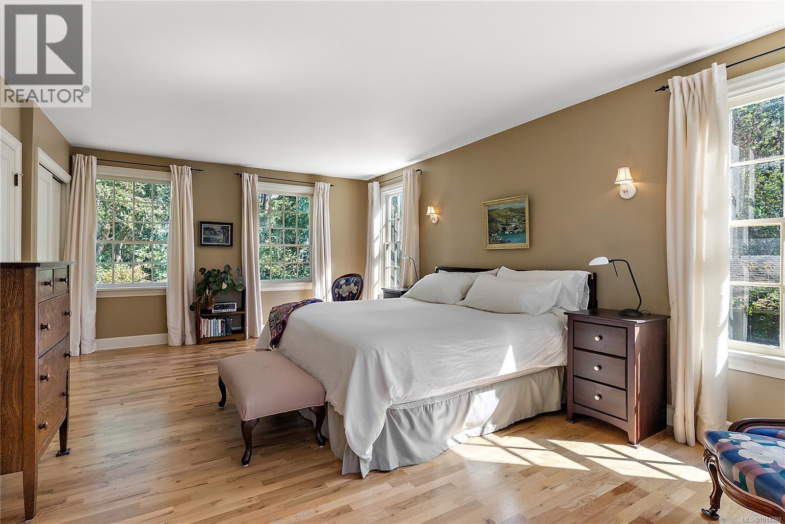800 Bardsey Lane, Central Saanich