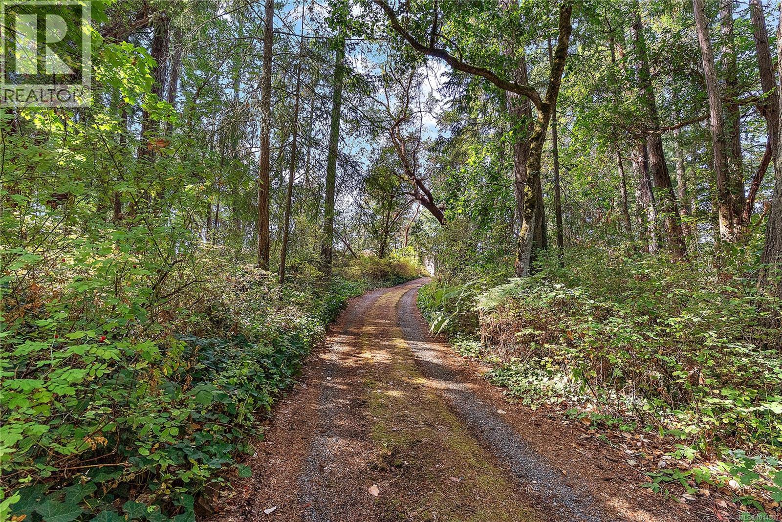 800 Bardsey Lane, Central Saanich
