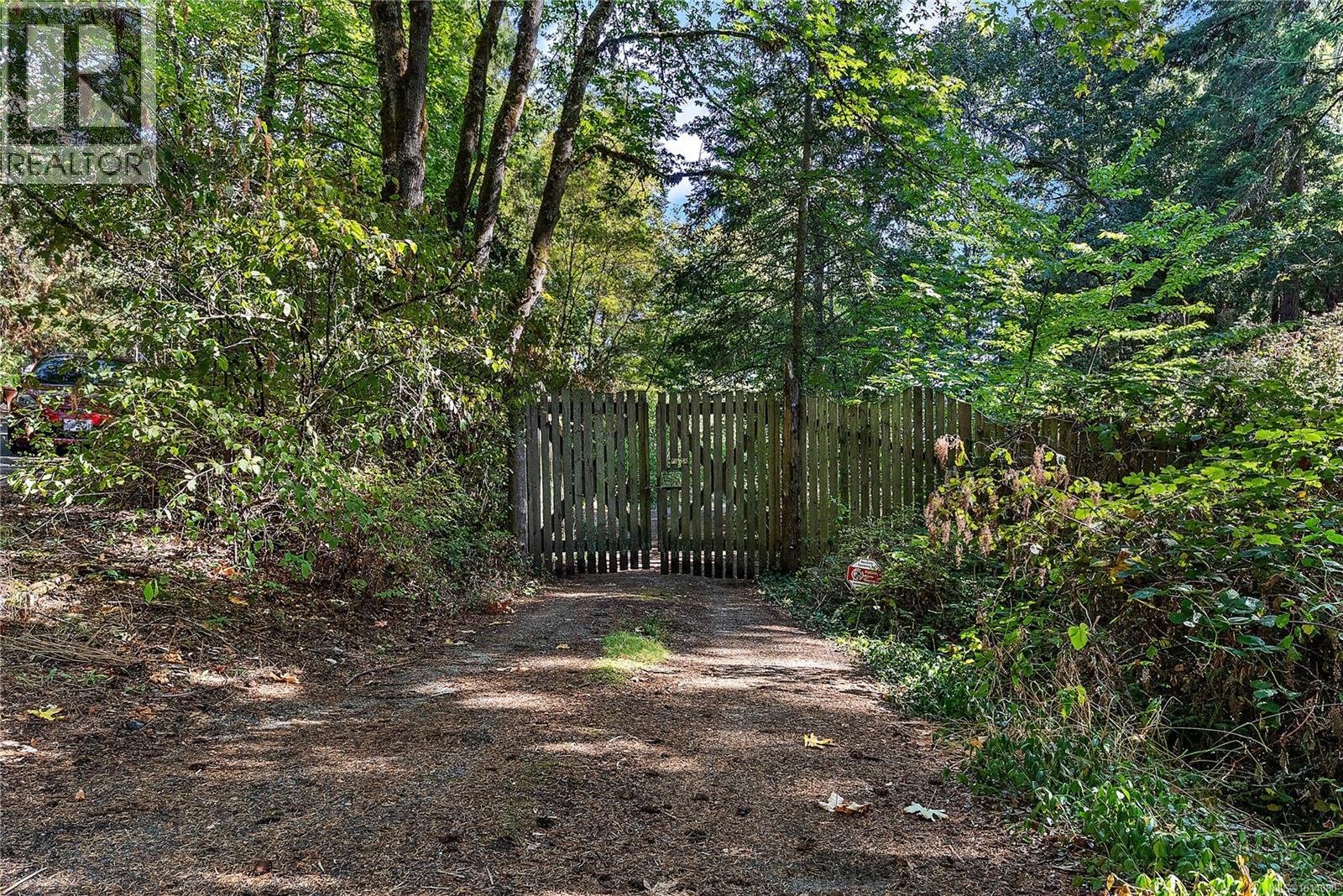 800 Bardsey Lane, Central Saanich