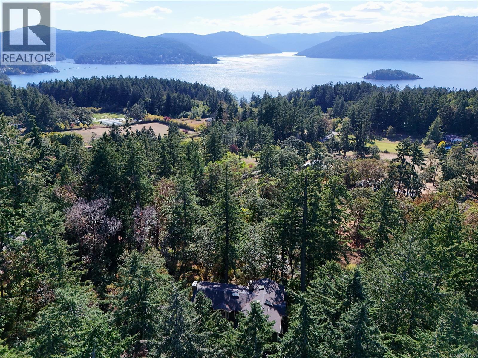800 Bardsey Lane, Central Saanich