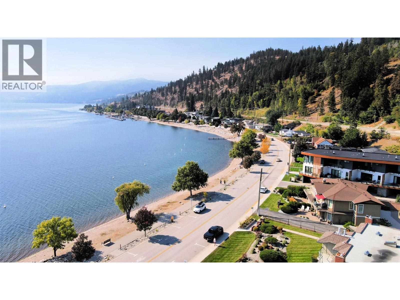 102 4340A Beach Avenue, Peachland