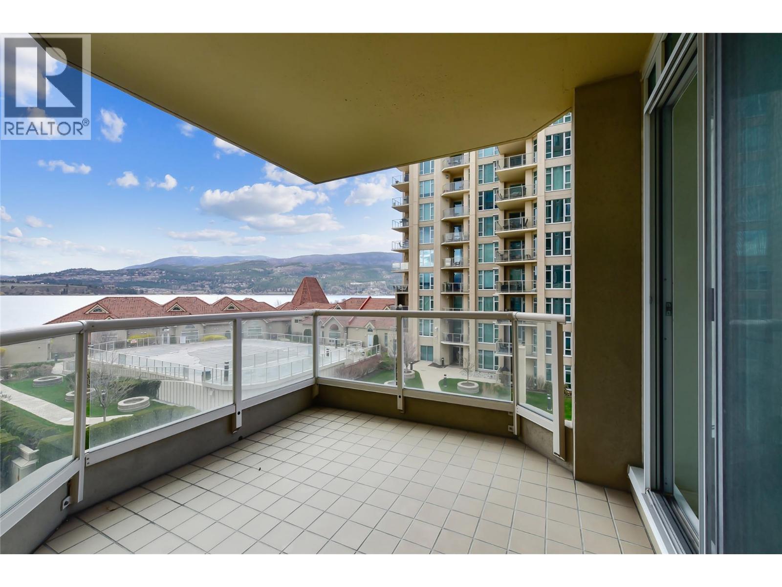 606 1152 Sunset Drive, Kelowna