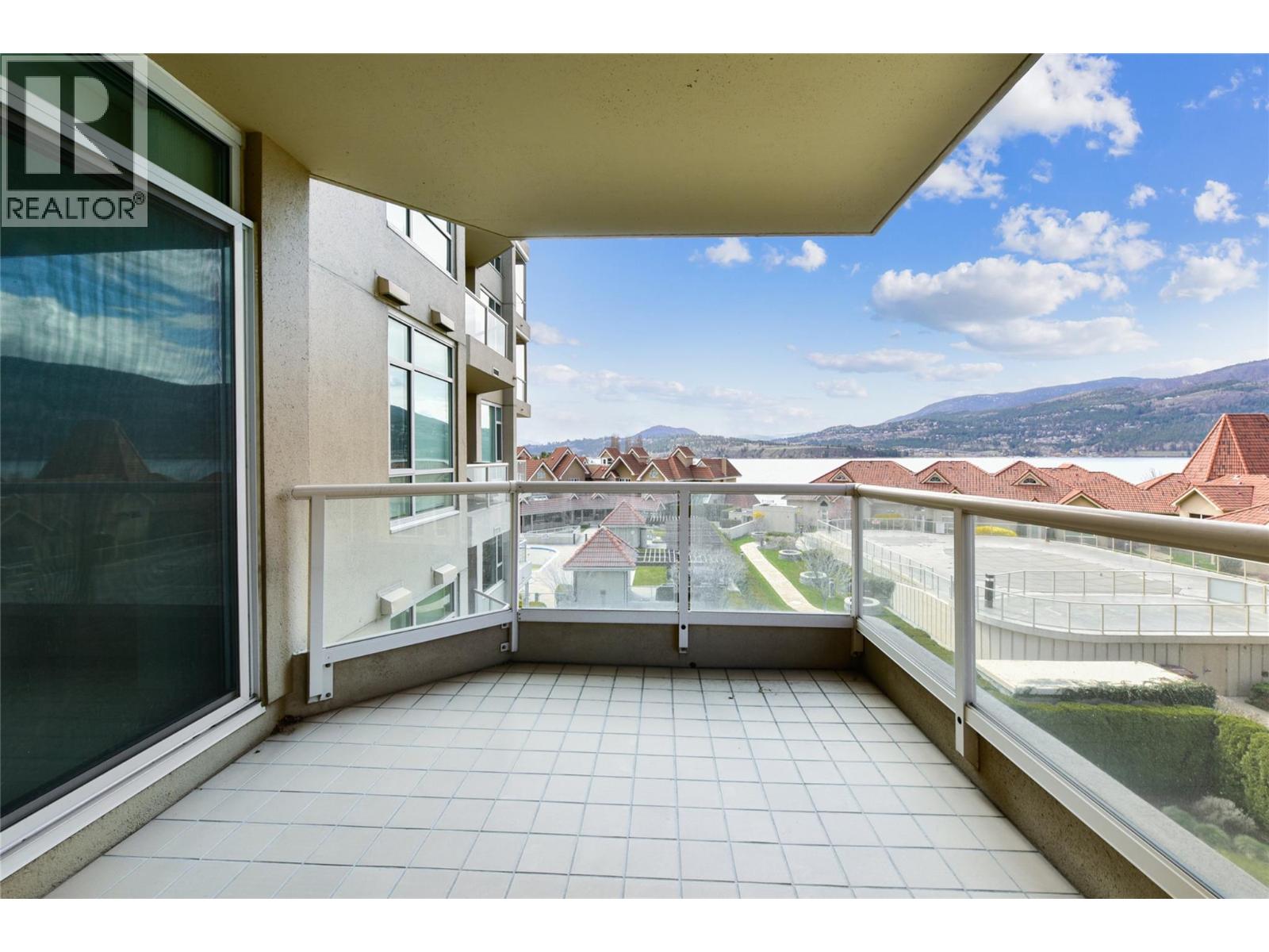 606 1152 Sunset Drive, Kelowna