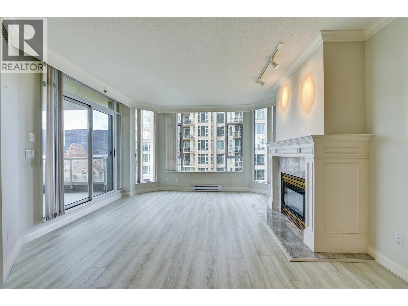 606 1152 Sunset Drive, Kelowna