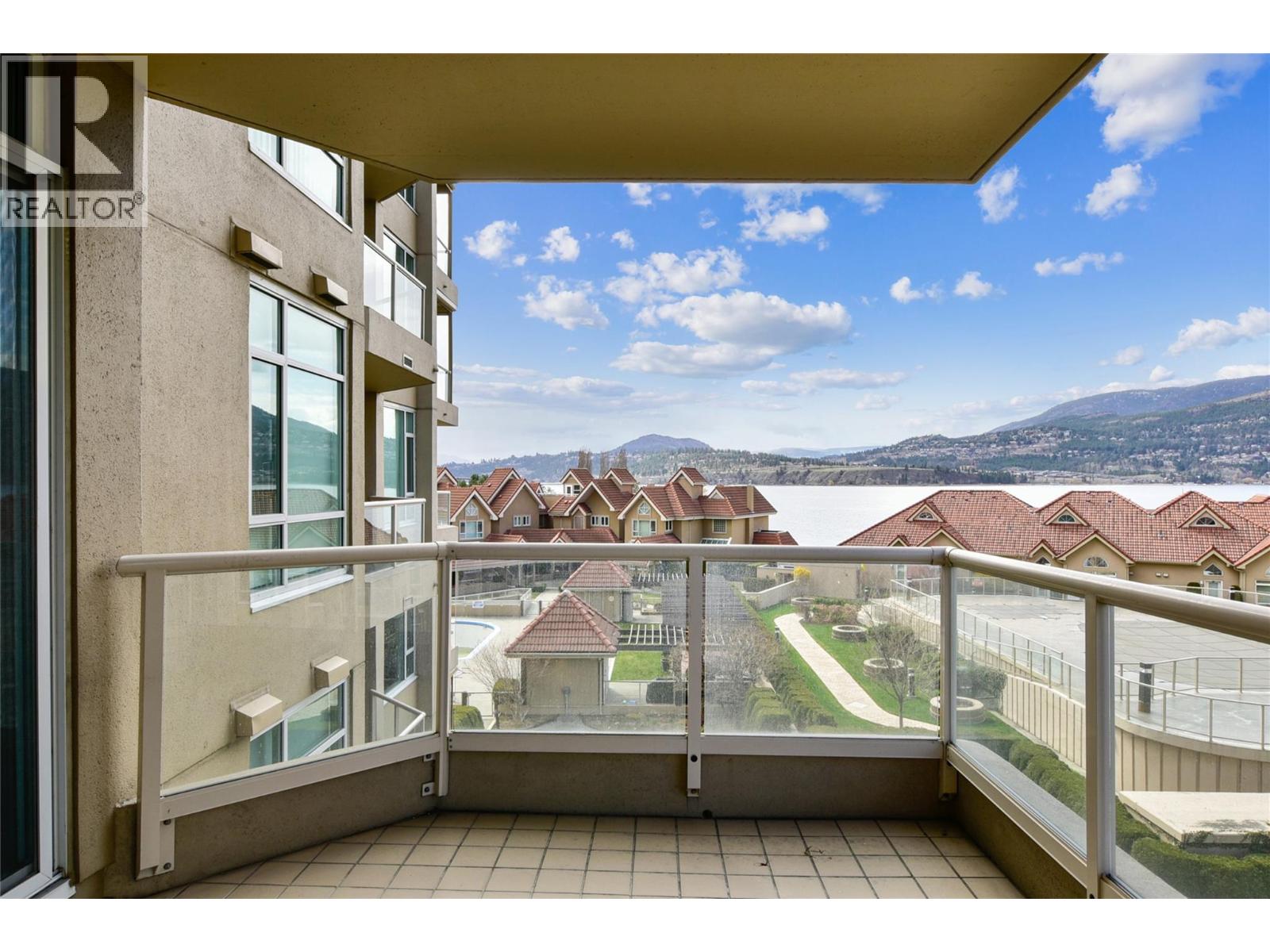 606 1152 Sunset Drive, Kelowna