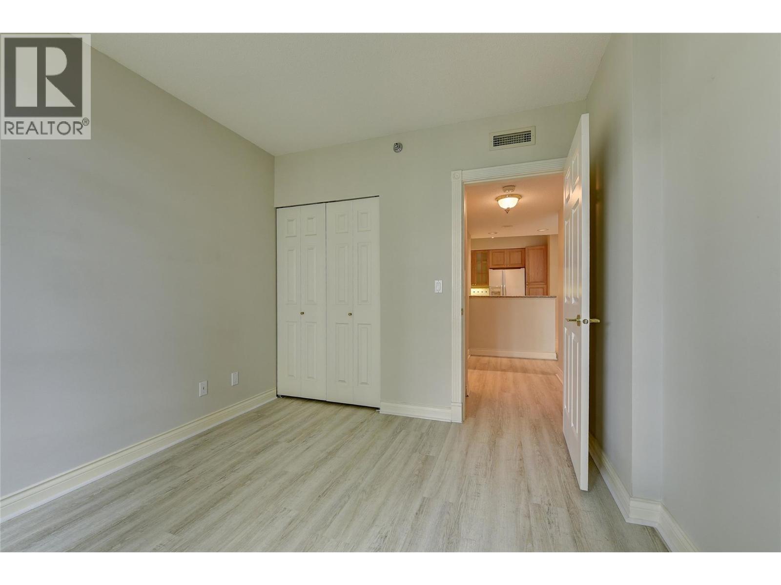 606 1152 Sunset Drive, Kelowna
