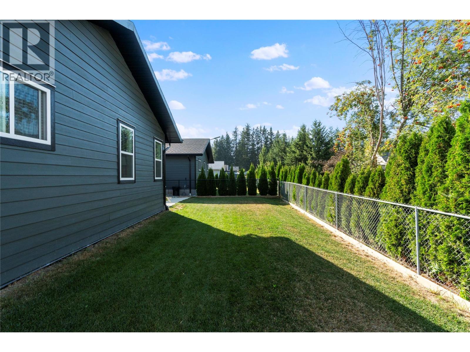 728 Elderberry Walk, Sicamous