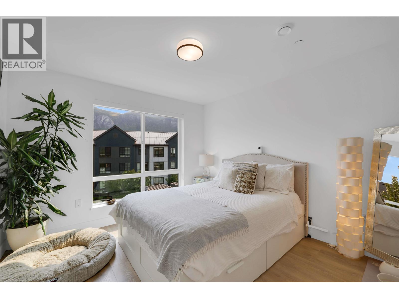 38053 HELM WAY, Squamish
