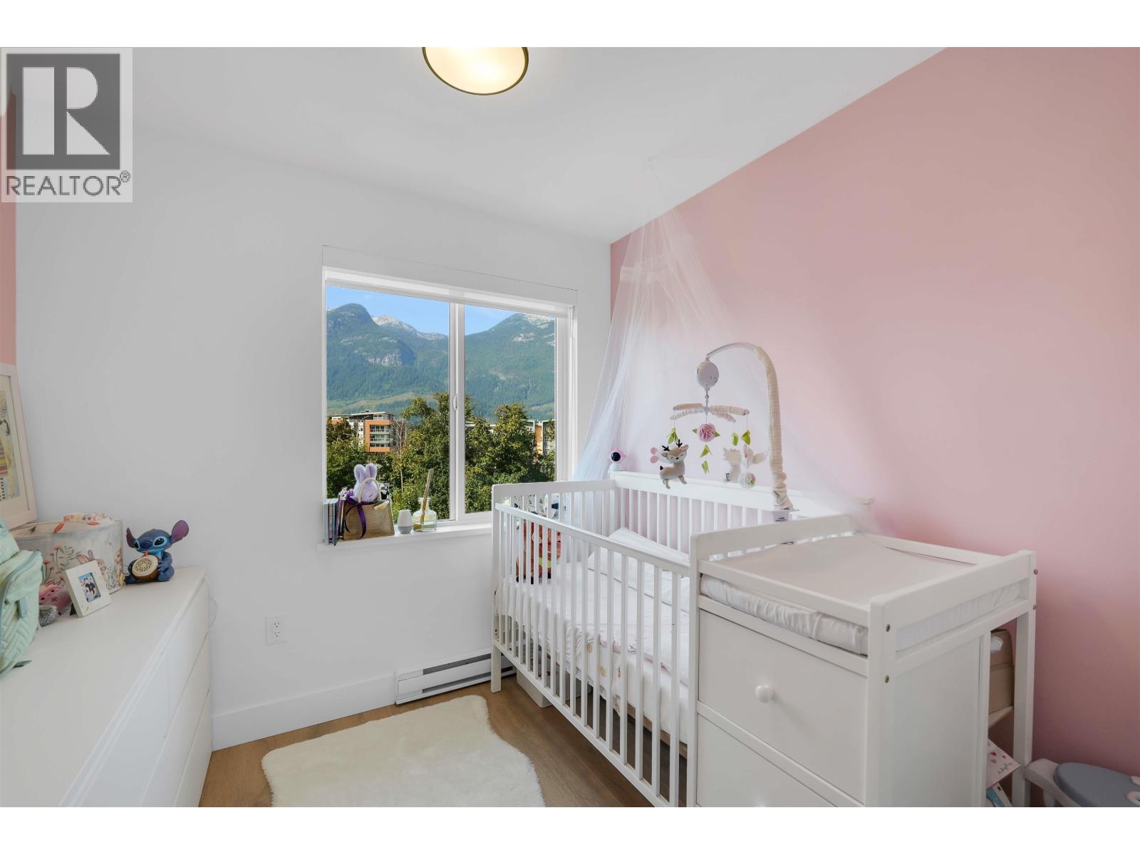 38053 HELM WAY, Squamish
