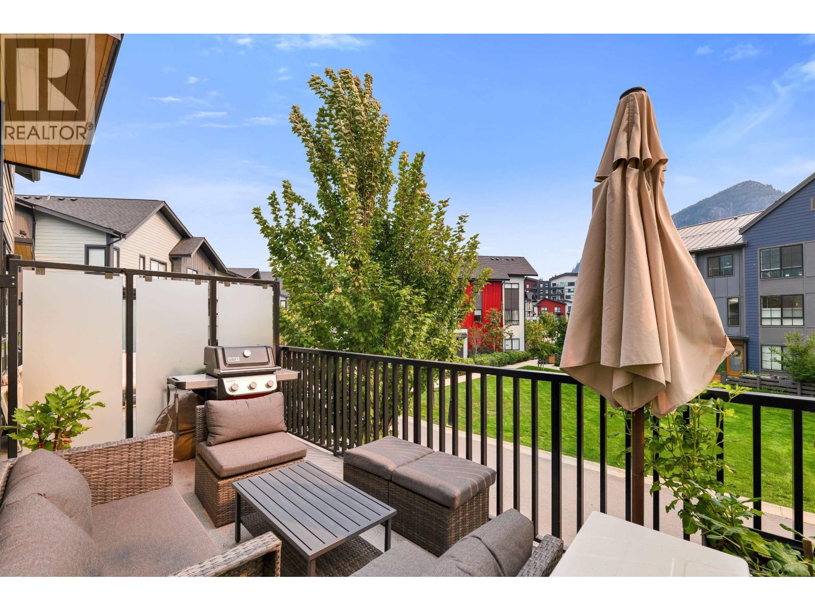 38053 HELM WAY, Squamish