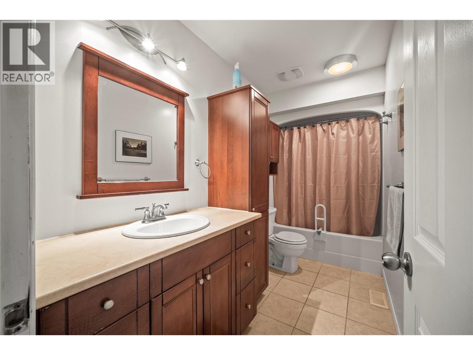  2107 24 Avenue, Vernon