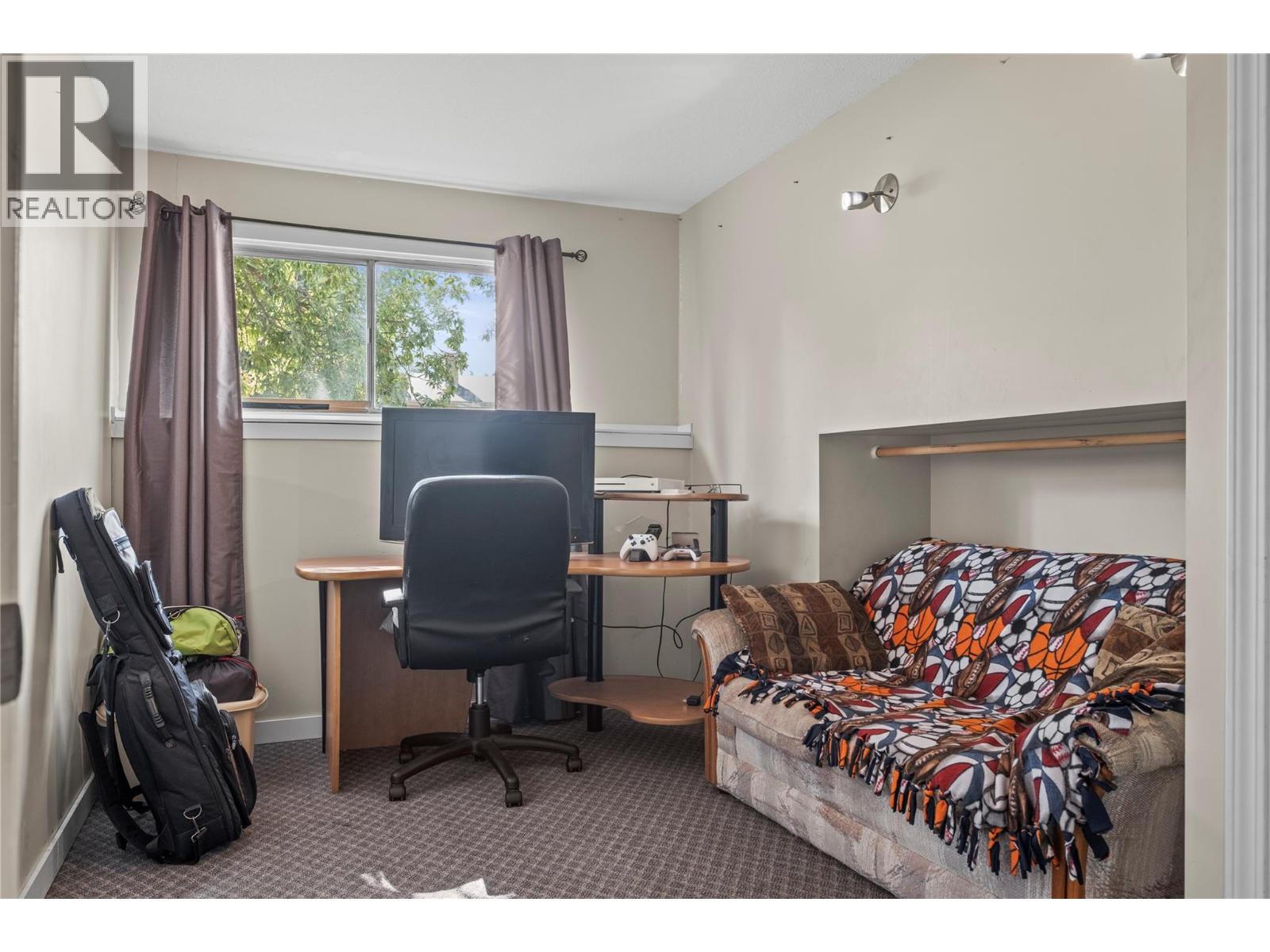  2107 24 Avenue, Vernon