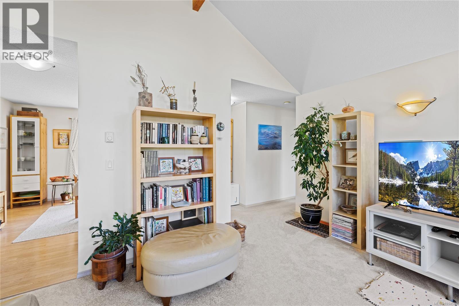 3122 Dolphin Dr, Nanoose Bay