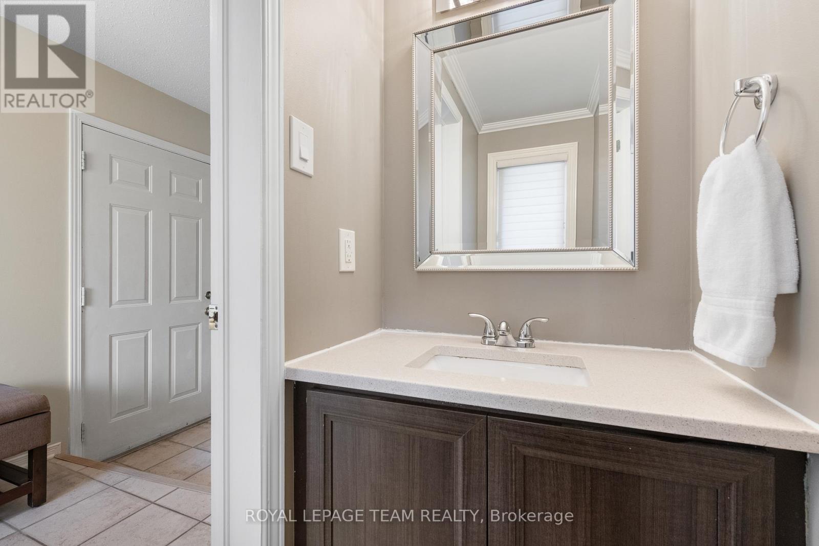 Mainfloor Powder Room