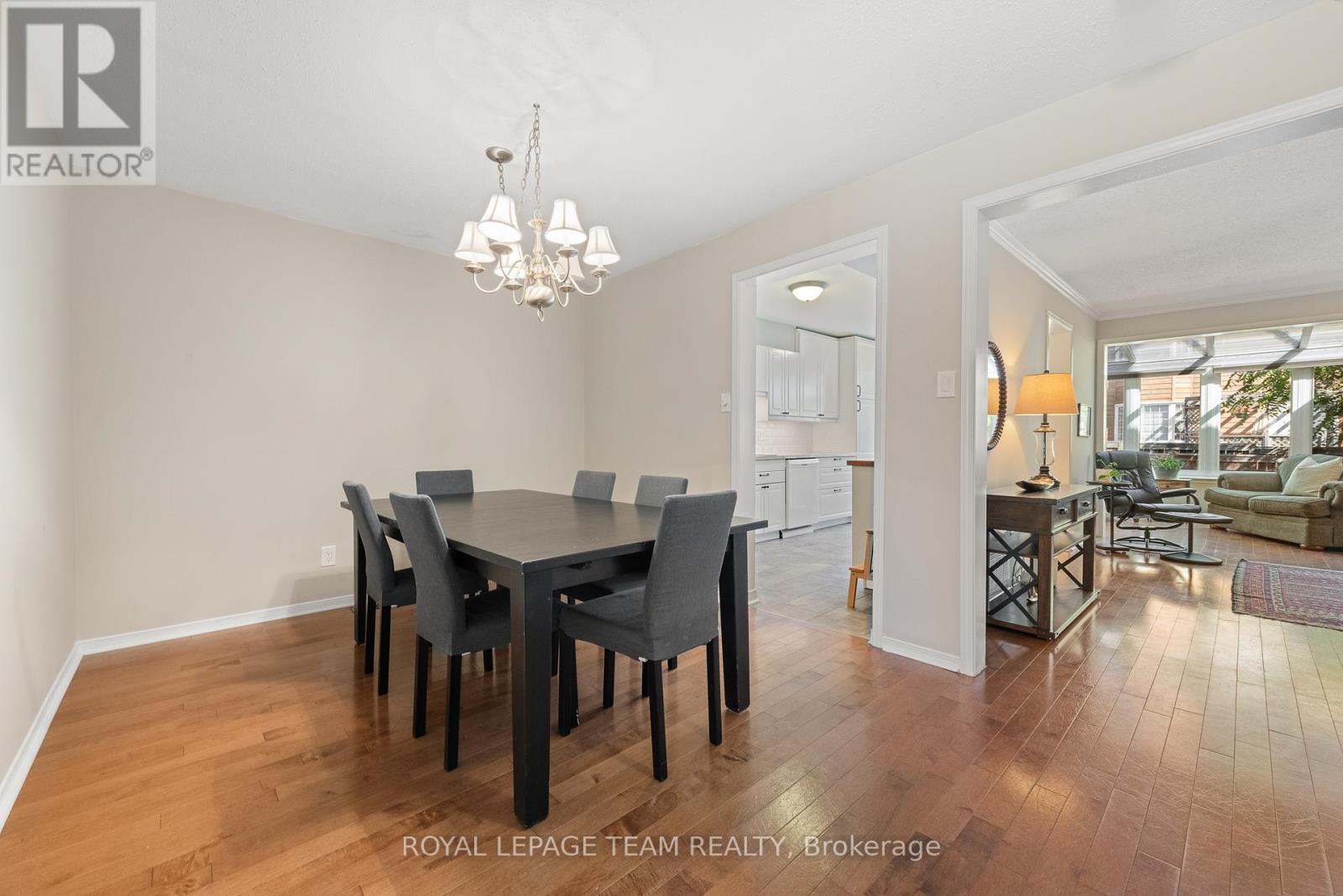 Family, Friends will enjoy dinner here!