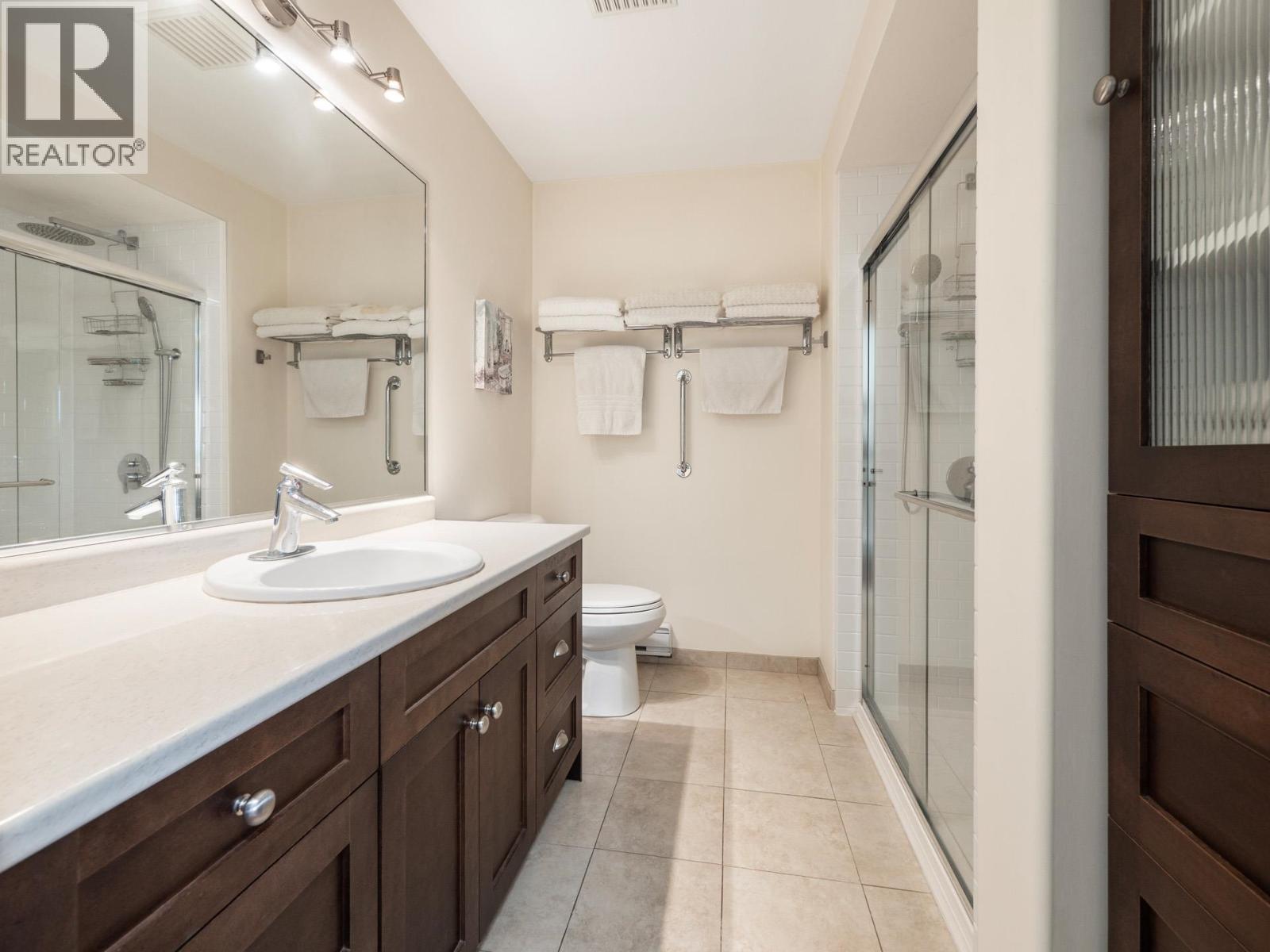 10 765 SCHOOL ROAD, Gibsons