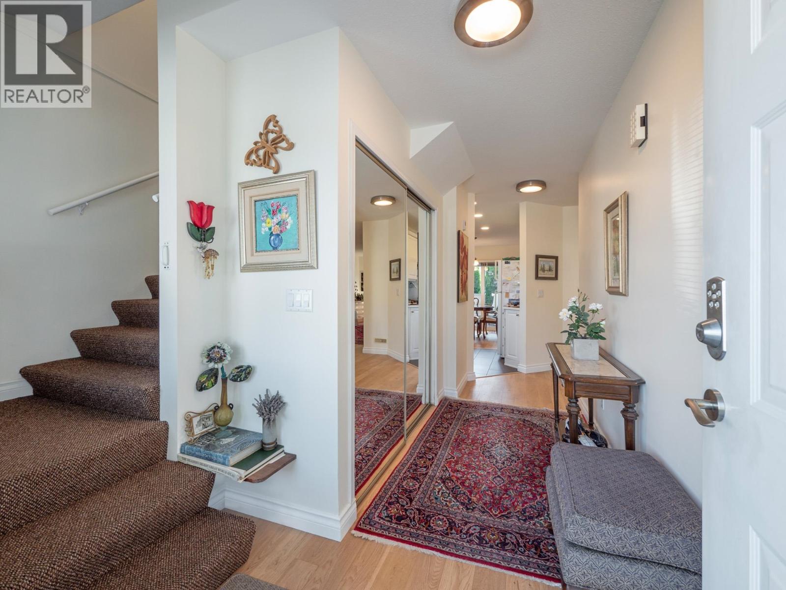 10 765 SCHOOL ROAD, Gibsons