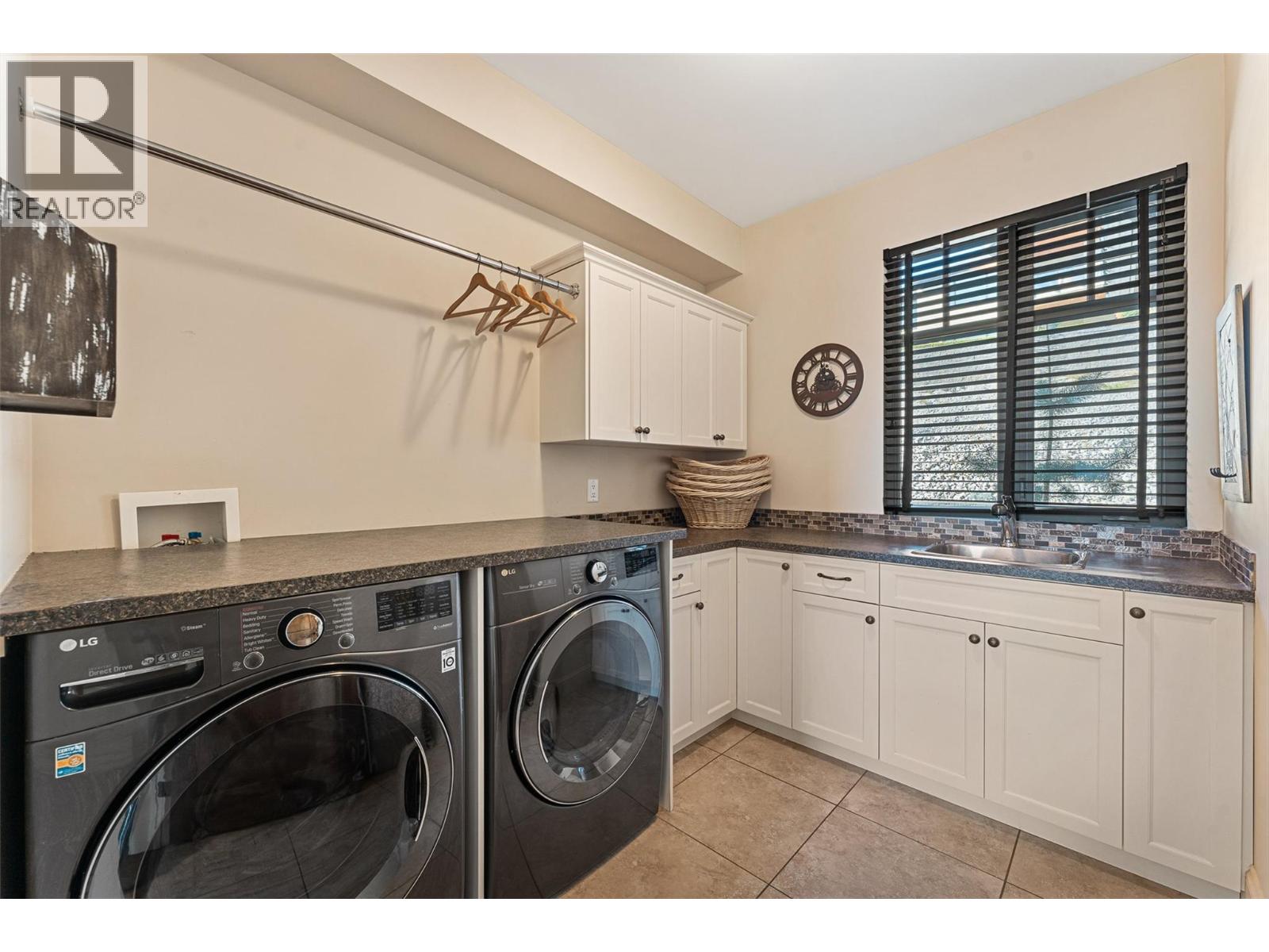  3211 Pinot Noir Place, West Kelowna
