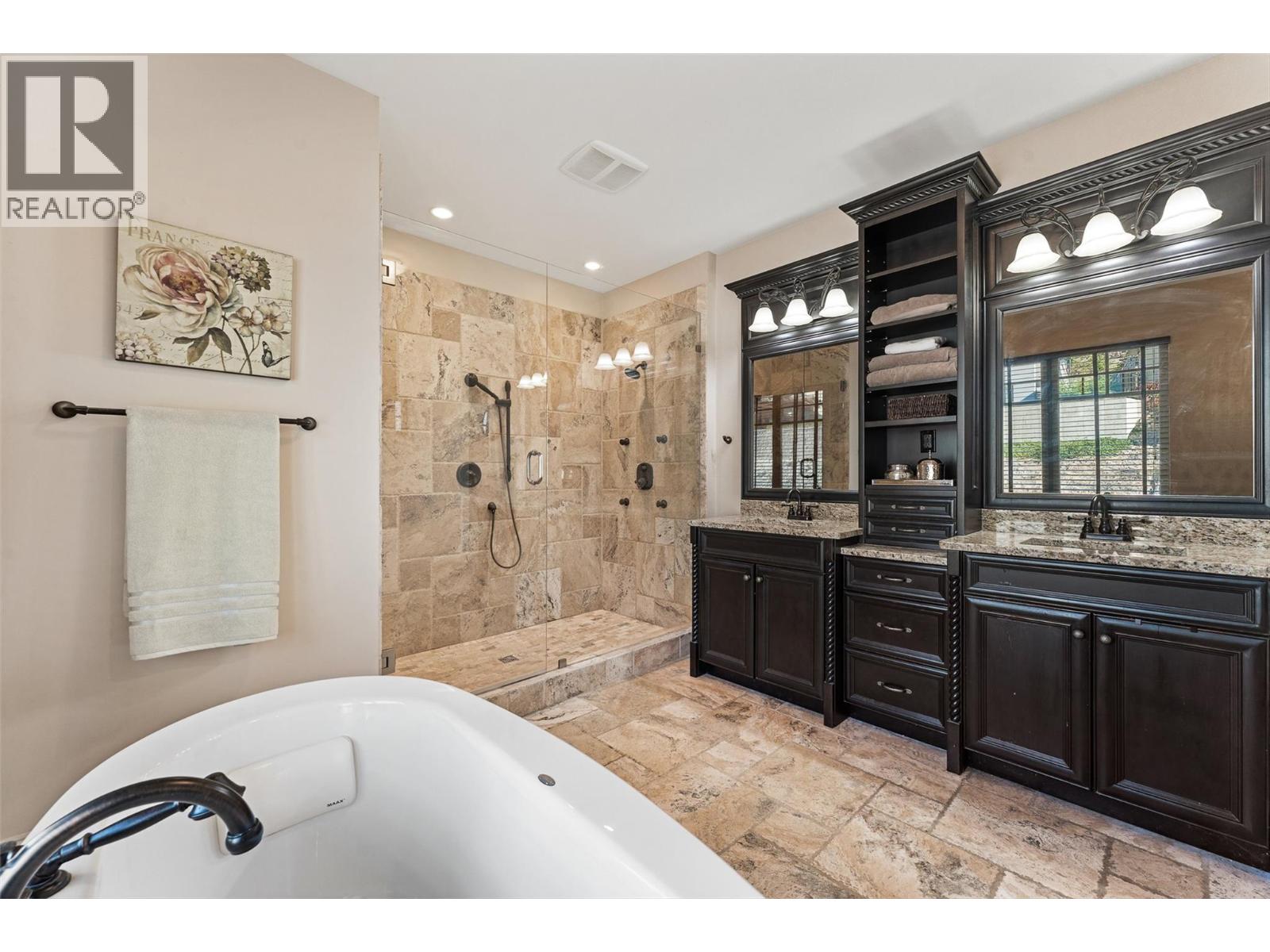  3211 Pinot Noir Place, West Kelowna