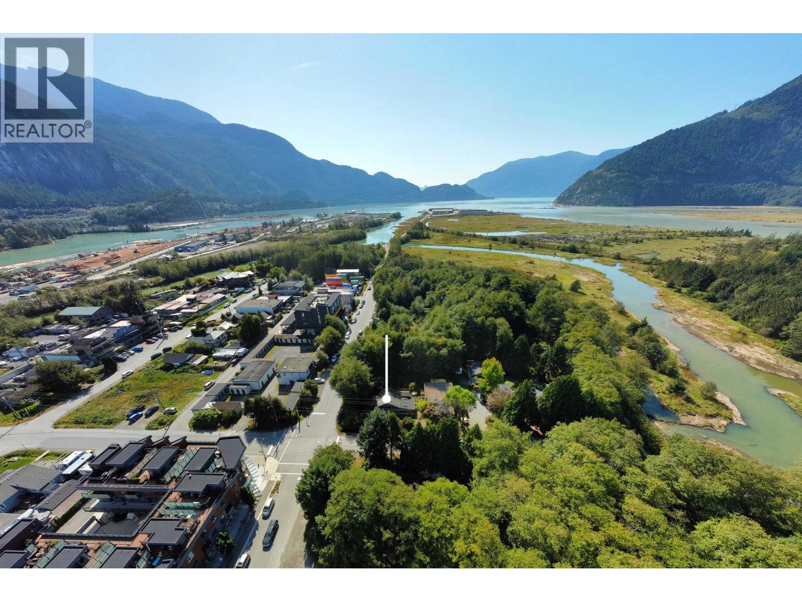 37791 THIRD AVENUE, Squamish