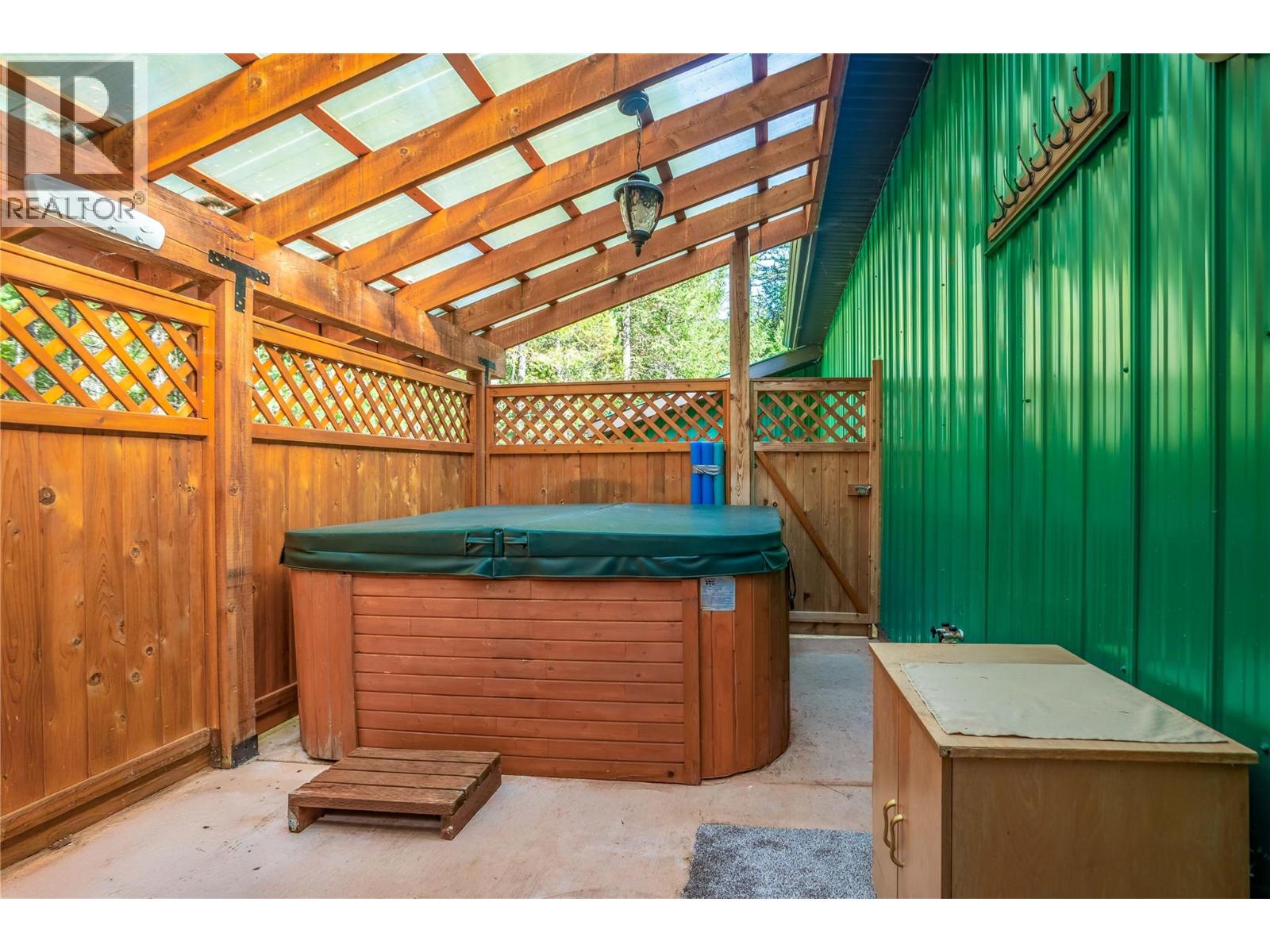 60 Pringle Road, Carmi
