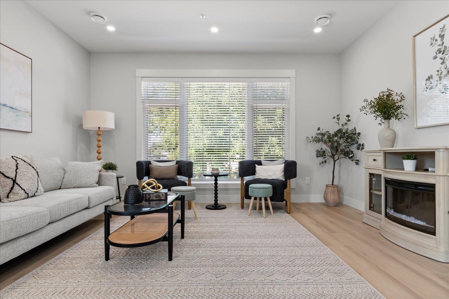 8 46106 RIVERSIDE DRIVE, Chilliwack Proper East, Chilliwack