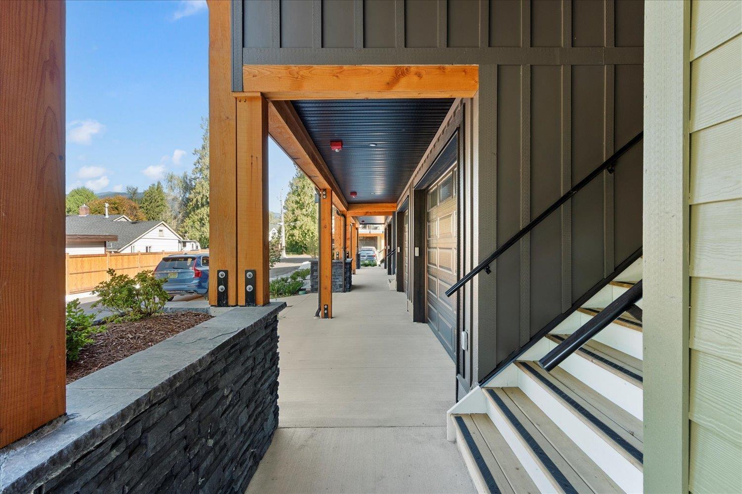 8 46106 RIVERSIDE DRIVE, Chilliwack Proper East, Chilliwack