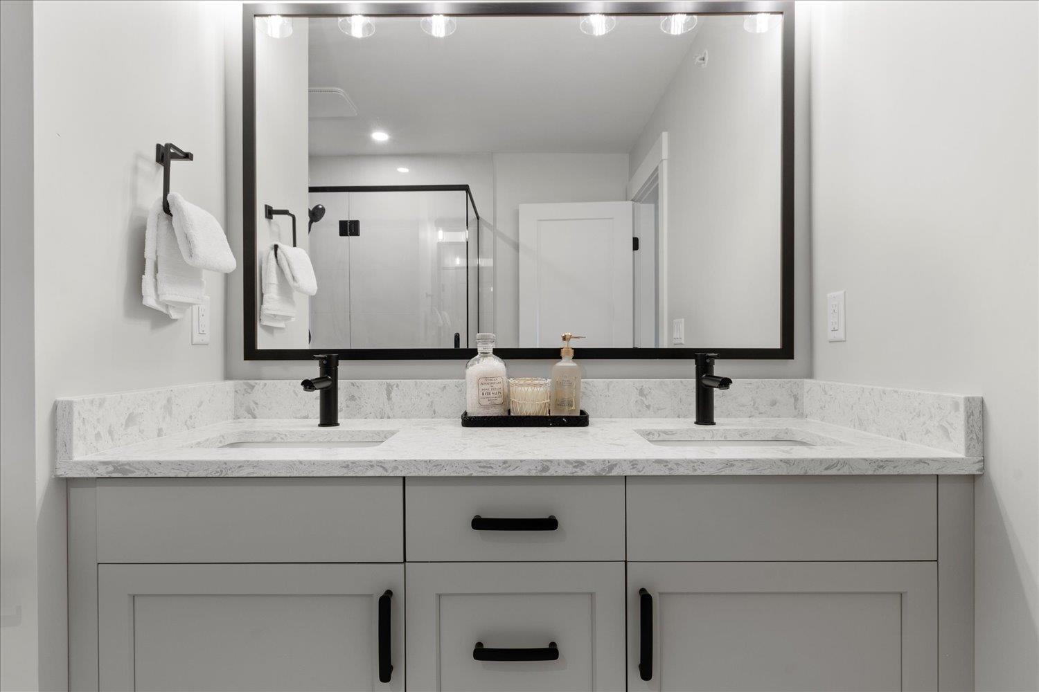 8 46106 RIVERSIDE DRIVE, Chilliwack Proper East, Chilliwack