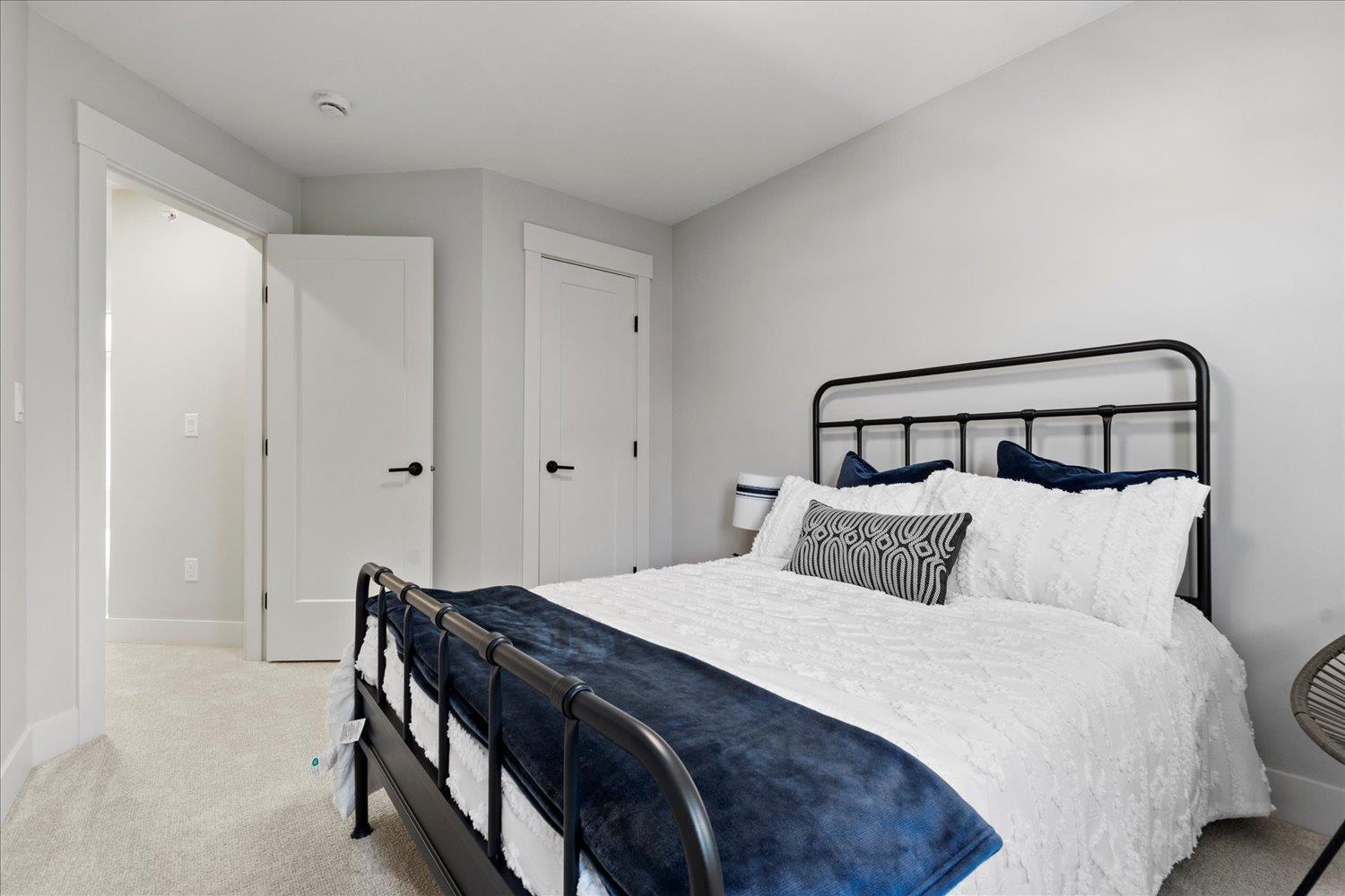 8 46106 RIVERSIDE DRIVE, Chilliwack Proper East, Chilliwack