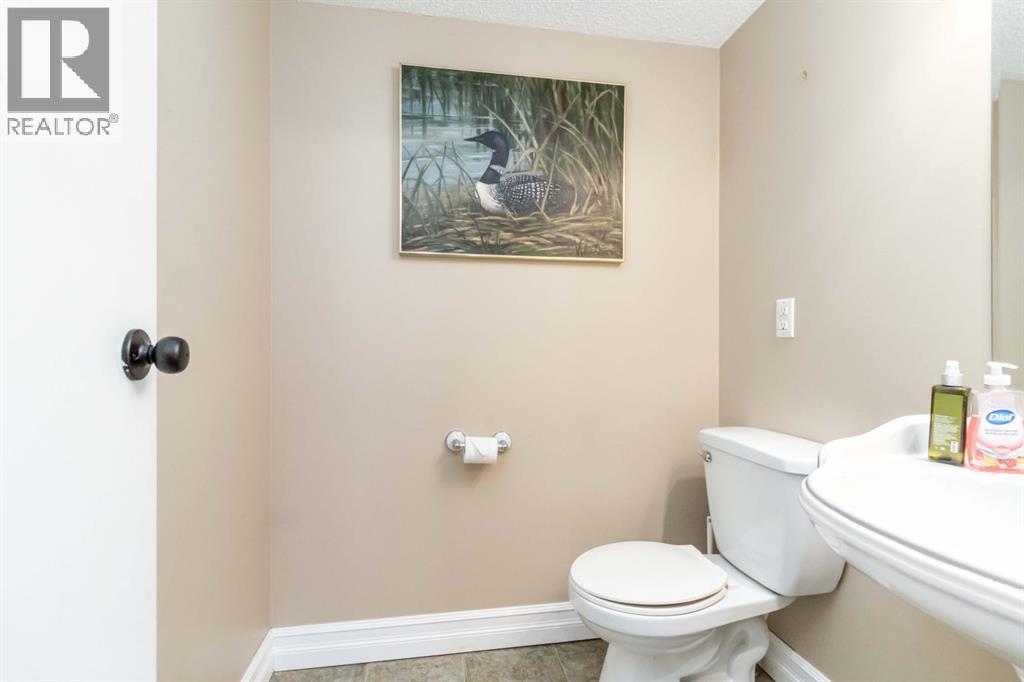 219 Athabasca Avenue, Fort McMurray