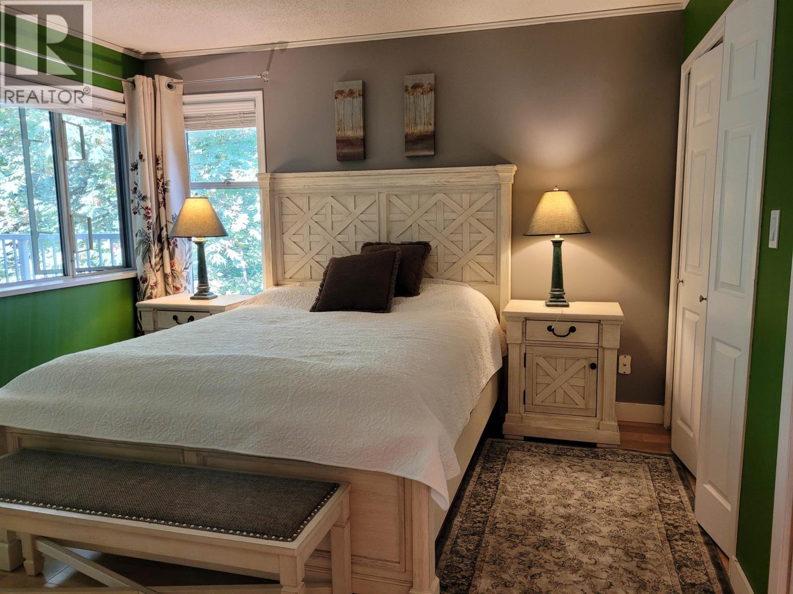 28 7345 SANDBORNE AVENUE, Burnaby