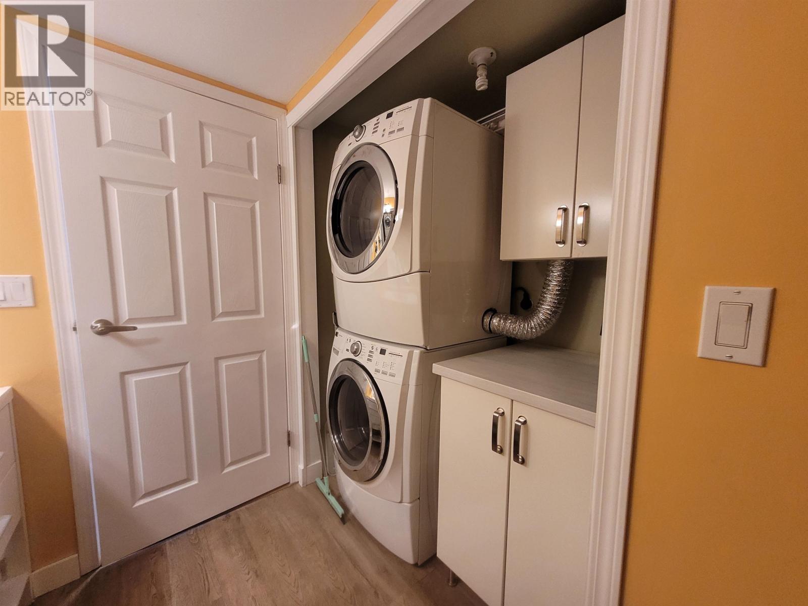 28 7345 SANDBORNE AVENUE, Burnaby