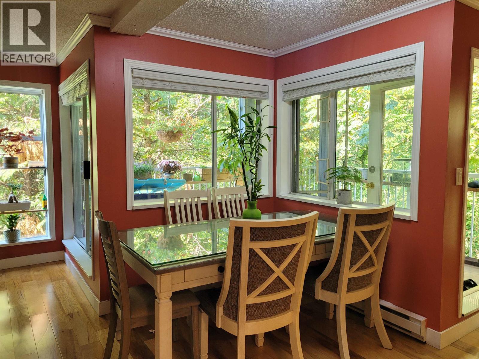 28 7345 SANDBORNE AVENUE, Burnaby