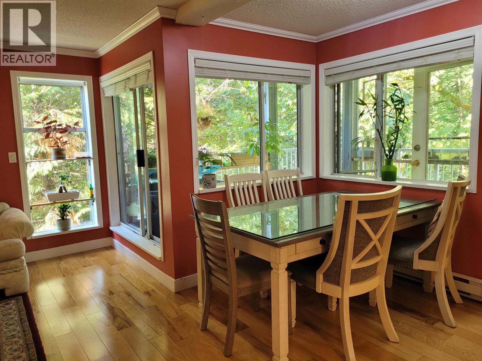 28 7345 SANDBORNE AVENUE, Burnaby