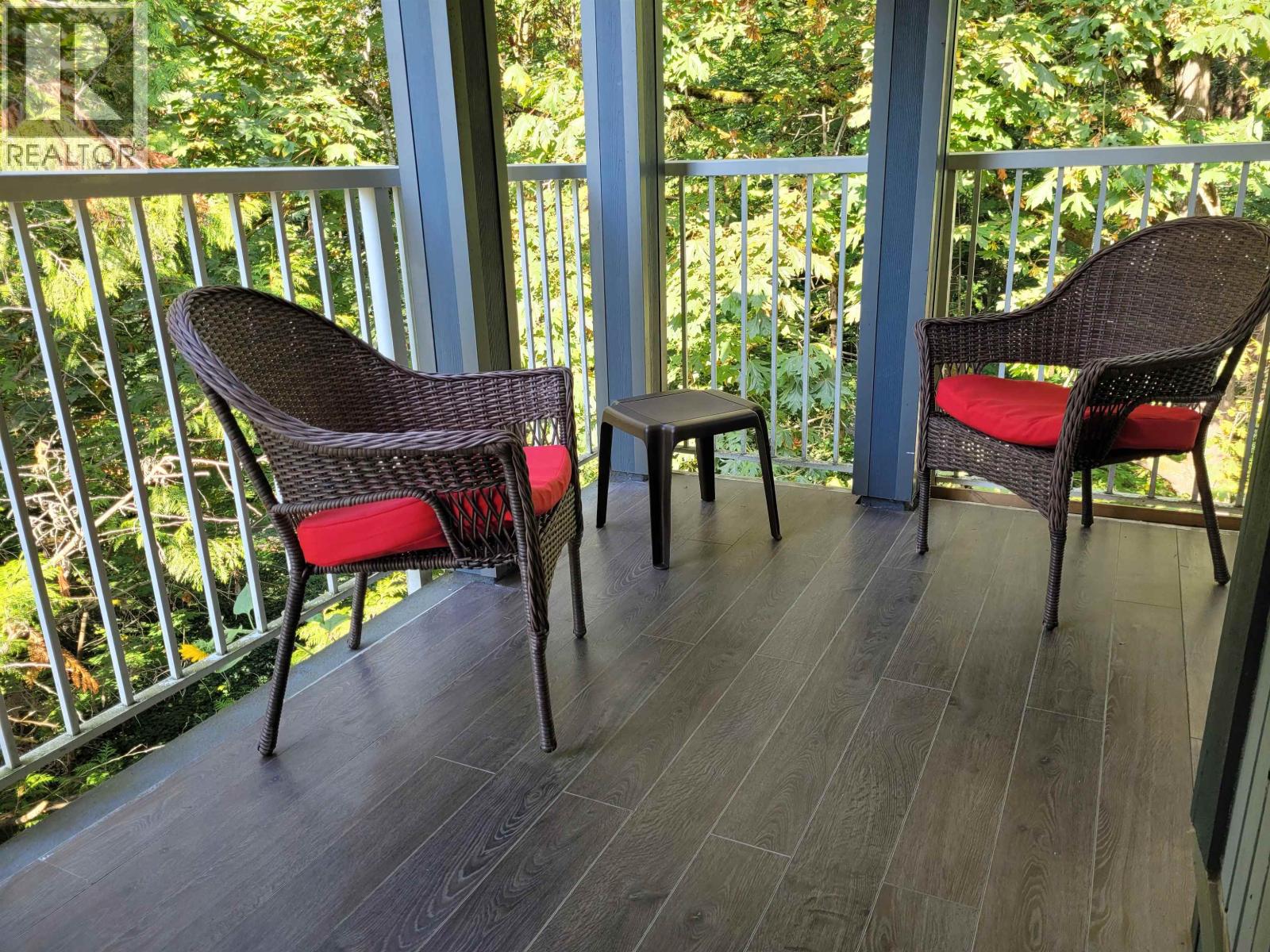 28 7345 SANDBORNE AVENUE, Burnaby